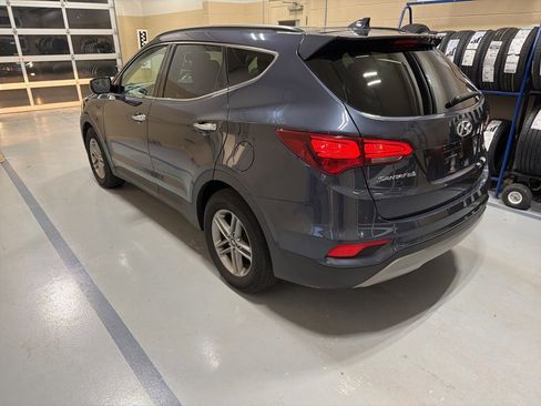Used 2017 Hyundai Santa Fe Sport image 5
