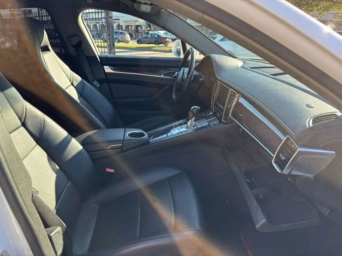 Used 2012 Porsche Panamera 4 image 11