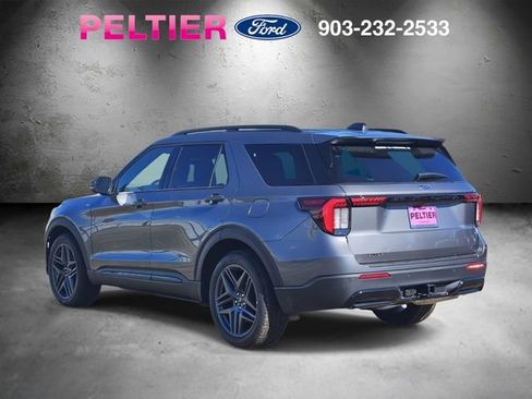 New 2026 Ford Explorer ST-Line w/ ST-Line Street Pack RWD image 3
