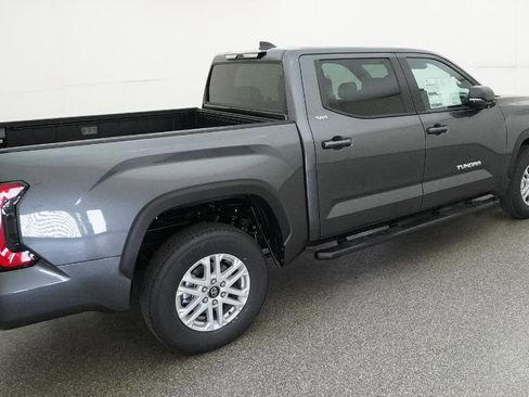 New 2026 Toyota Tundra SR5 AWD/4WD image 39