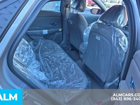 Certified 2026 Hyundai Elantra Sport FWD image 18