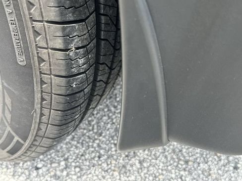 Used 2022 Hyundai Tucson Limited w/ Cargo Package FWD image 13