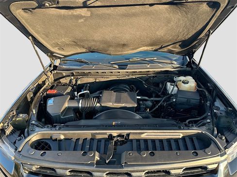 Used 2022 Chevrolet Silverado 2500 LT w/ Convenience Package image 25