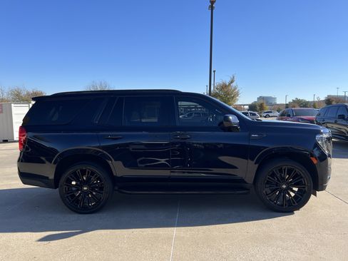 Used 2021 GMC Yukon SLT image 10