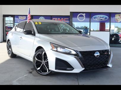 Used 2023 Nissan Altima 2.5 SR w/ SR Premium Package