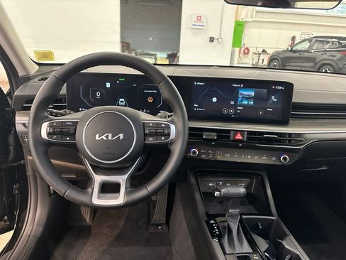 Certified 2025 Kia K5 EX FWD image 6