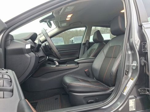 Used 2022 Nissan Altima 2.5 SR image 13