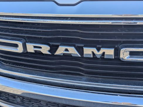 Used 2020 RAM 1500 Big Horn AWD/4WD image 11