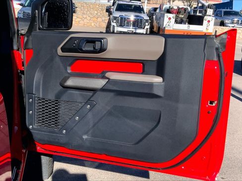 Used 2022 Ford Bronco Wildtrak image 78