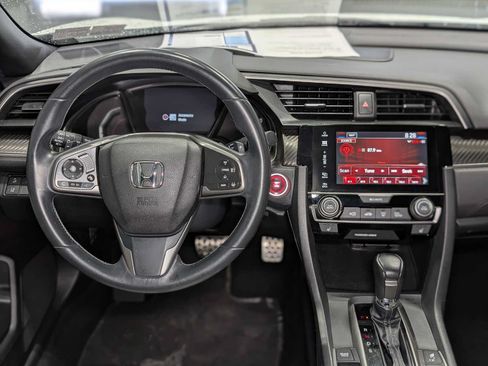 Used 2018 Honda Civic Sport Touring image 5