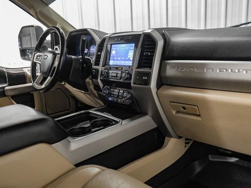Used 2021 Ford F250 Lariat w/ Lariat Ultimate Package AWD/4WD image 13