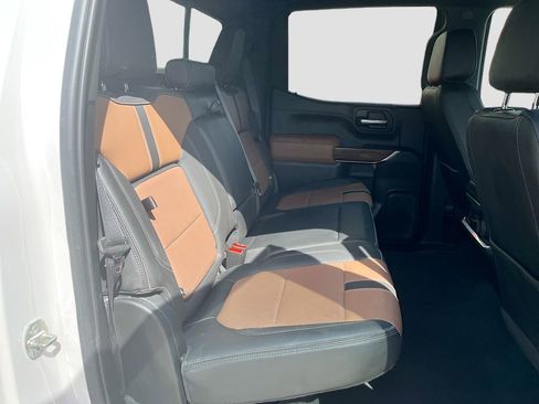 Used 2022 Chevrolet Silverado 1500 High Country image 28