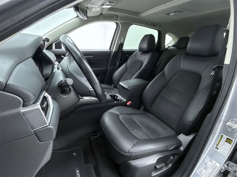 Used 2018 MAZDA CX-5 Touring w/ Preferred Equipment Package image 10