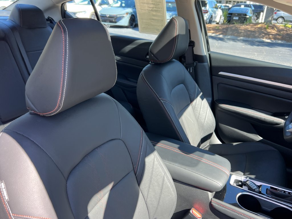 Used 2025 Nissan Altima 2.5 SR w/ SR Premium Package FWD image 22