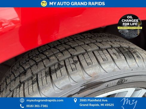 Used 2019 Volvo XC60 T6 Momentum w/ Protection Package Premier AWD/4WD image 34