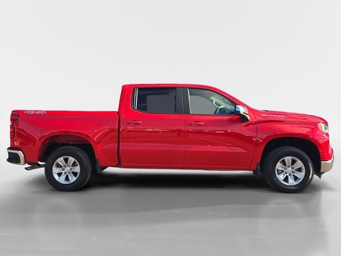 Used 2025 Chevrolet Silverado 1500 LT image 6