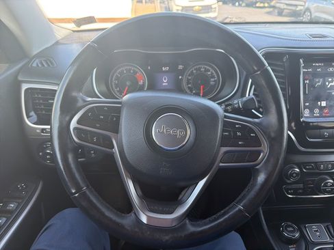 Used 2019 Jeep Cherokee Limited AWD/4WD image 10