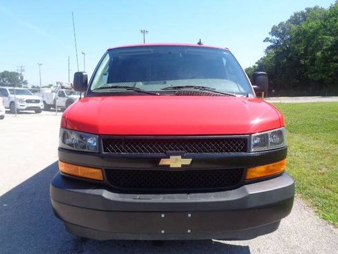 Used 2024 Chevrolet Express 2500 w/ Driver Convenience Package RWD image 10