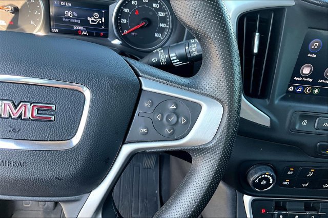 Used 2023 GMC Terrain SLE FWD image 16