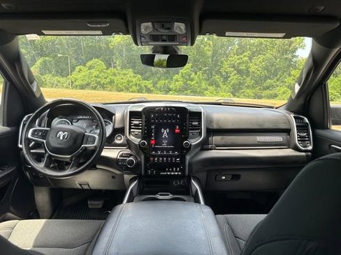 Used 2020 RAM 1500 Big Horn AWD/4WD image 12