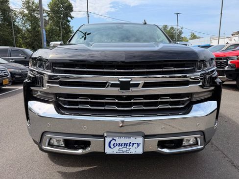 Used 2019 Chevrolet Silverado 1500 LTZ w/ LTZ Premium Package AWD/4WD image 2