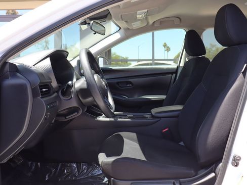 Used 2024 Nissan Sentra S FWD image 38
