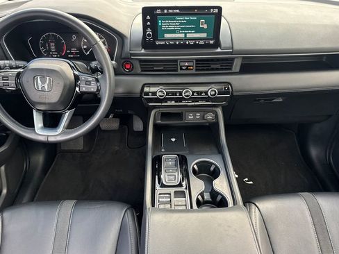 Certified 2023 Honda Pilot Touring image 15