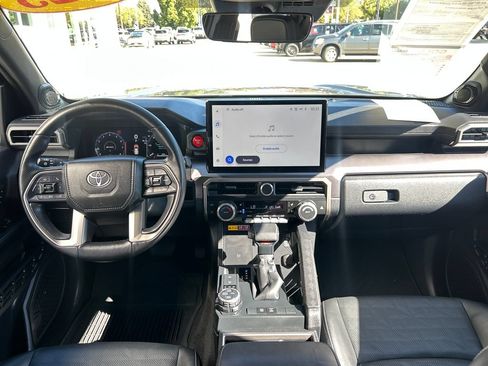 Certified 2025 Toyota 4Runner TRD Off-Road Premium AWD/4WD image 12