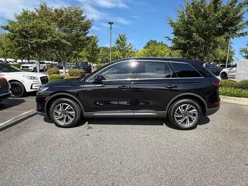 New 2025 Lincoln Corsair FWD image 3