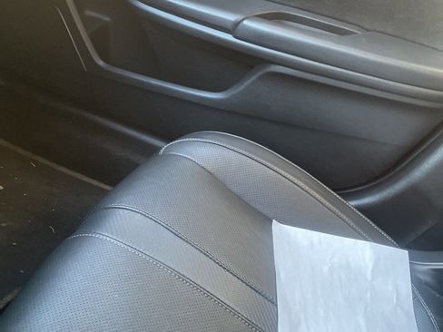 Used 2017 Honda Civic Touring image 9