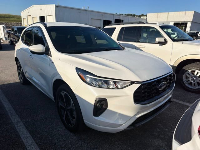 Used 2024 Ford Escape ST-Line Select w/ Tech Pack #2 AWD/4WD image 1