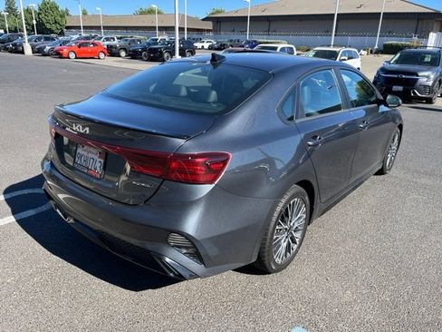 Used 2024 Kia Forte GT-Line FWD image 5