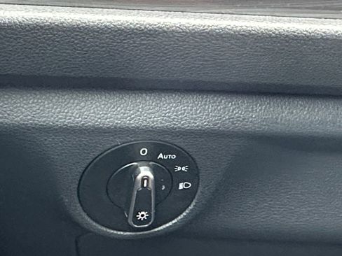 Used 2024 Volkswagen Jetta SEL image 18