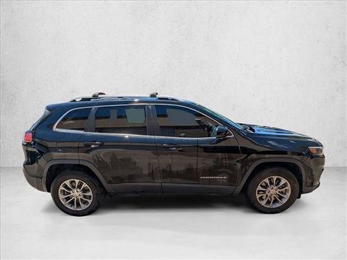 Used 2020 Jeep Cherokee Latitude Plus AWD/4WD image 4