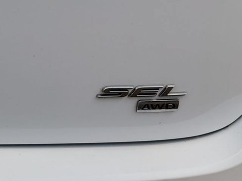 Used 2017 Ford Edge SEL AWD/4WD image 17
