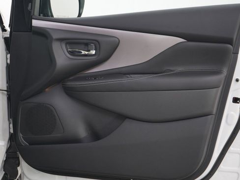 Used 2023 Nissan Murano SL image 13