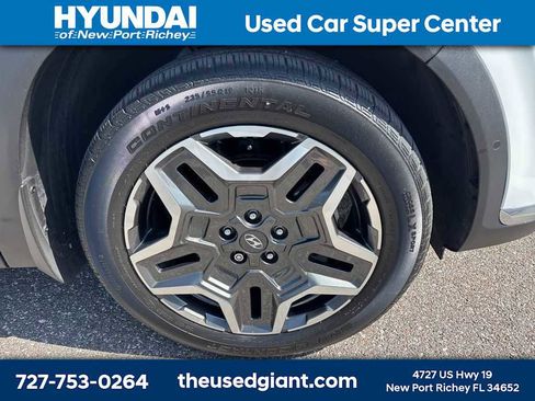 Used 2023 Hyundai Santa Fe Limited image 6