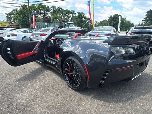 Used 2016 Chevrolet Corvette Z06 w/ 3LZ Preferred Equipment Group RWD image 17