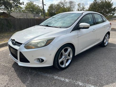 Used 2012 Ford Focus Titanium image 1