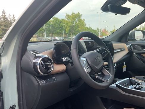 New 2026 Chevrolet Equinox ACTIV w/ Convenience Package III AWD/4WD image 12