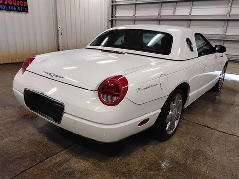 Used 2002 Ford Thunderbird RWD image 3