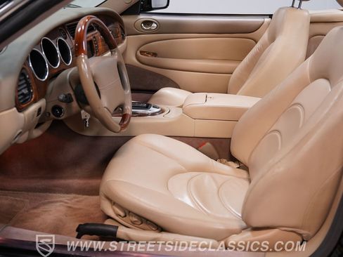Used 2004 Jaguar XK8 Convertible RWD image 30