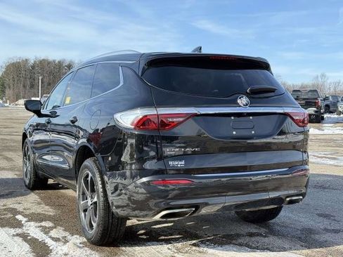 Used 2022 Buick Enclave Essence w/ Experience Buick Package image 6