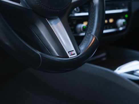 Used 2018 BMW 540i w/ M Sport Package image 15