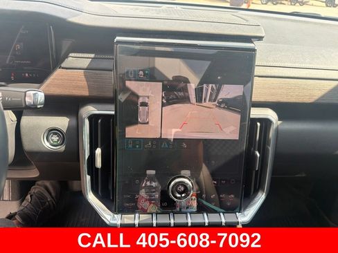 Used 2025 GMC Acadia Denali w/ Super Cruise Package AWD/4WD image 12