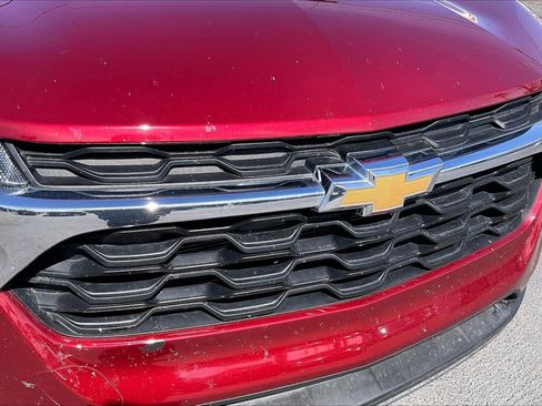 Used 2025 Chevrolet Trax LS FWD image 28