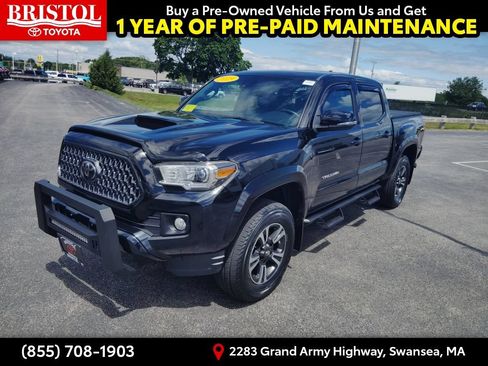 Used 2019 Toyota Tacoma TRD Sport AWD/4WD image 3