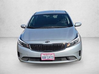 Used 2017 Kia Forte LX FWD video 2