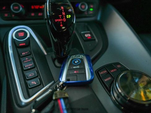 Used 2017 BMW i8 image 35