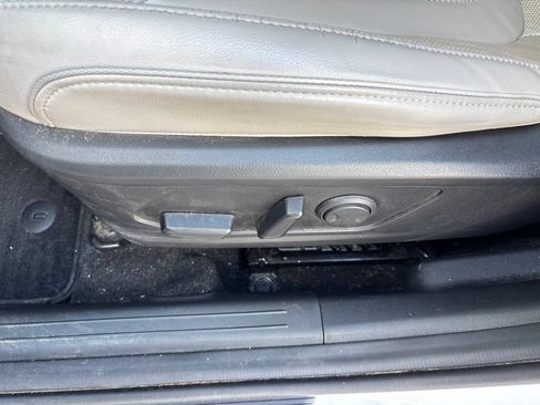 Used 2023 Hyundai Tucson Limited AWD/4WD image 25